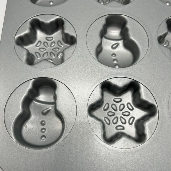 PAMPERED CHEF Winter Snowman Snowflake 12 Cavity Cup Cake Pan #100022 15.5x10.5" - Picture 4 of 6